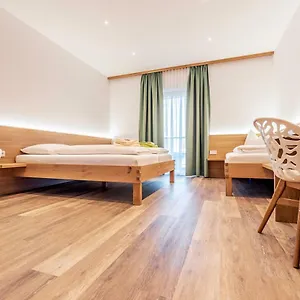 Floeckner Bed & Breakfast